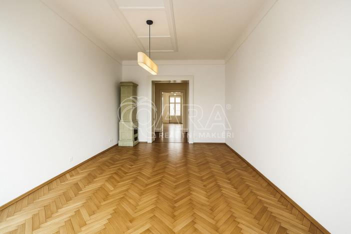 Pronájem bytu 4+1, Praha - Vinohrady, Polská, 147 m2