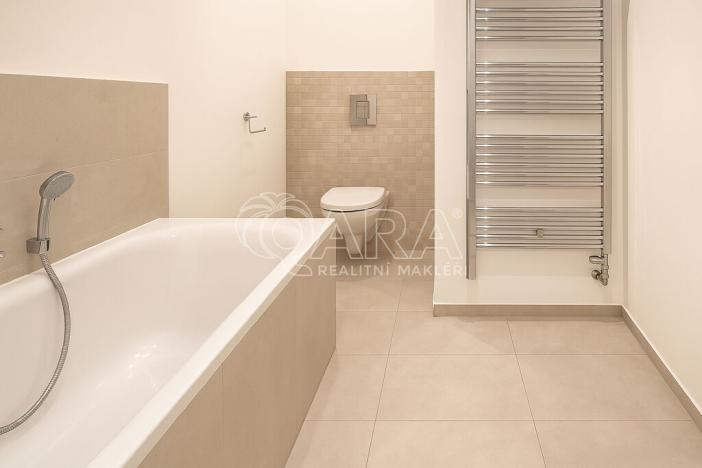 Pronájem bytu 4+1, Praha - Vinohrady, Polská, 147 m2