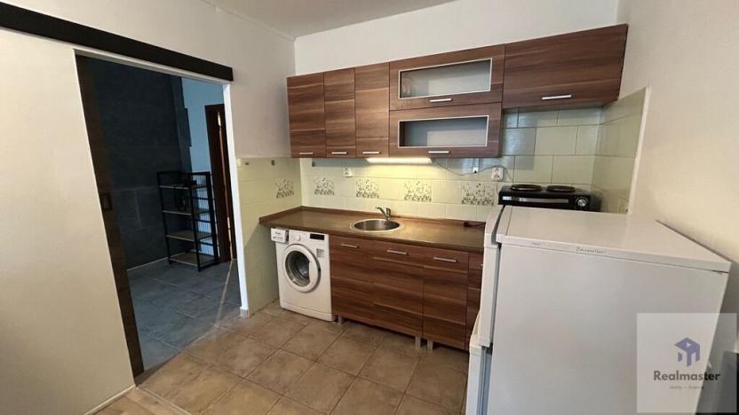 Pronájem bytu 1+1, Ústí nad Labem - Všebořice, Spartakiádní, 37 m2