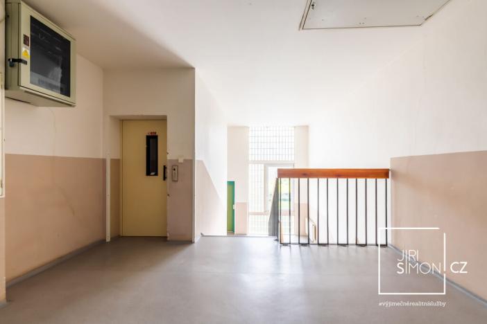 Prodej bytu 2+kk, Tmaň, 50 m2