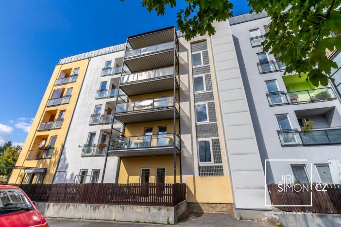 Prodej bytu 2+kk, Tmaň, 50 m2