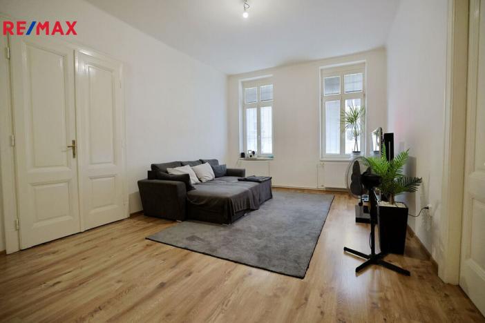 Prodej činžovního domu, Ostrava - Moravská Ostrava, Nádražní, 1800 m2