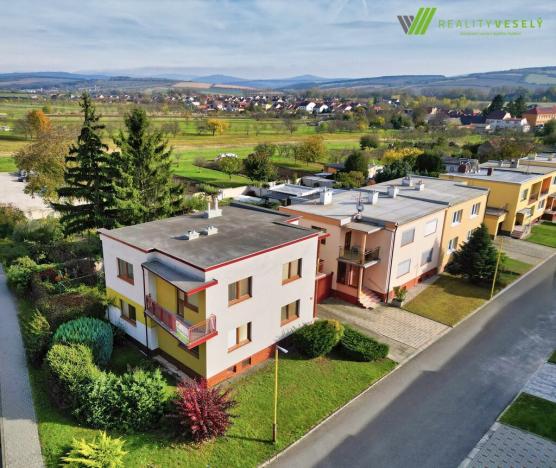 Prodej rodinného domu, Hroznová Lhota, 152 m2