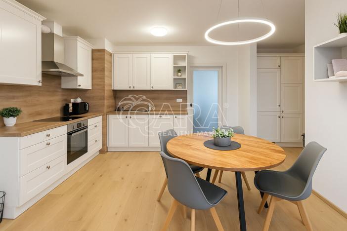 Pronájem bytu 3+kk, Praha - Jinonice, Nyklíčkova, 90 m2