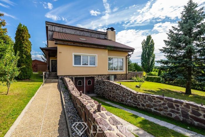 Prodej rodinného domu, Slatina, 270 m2