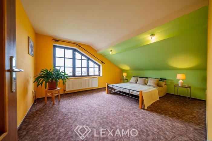 Prodej rodinného domu, Slatina, 270 m2