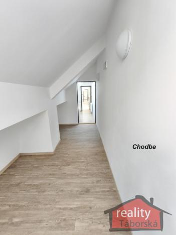 Prodej bytu 2+kk, Nupaky, Nupacká, 35 m2