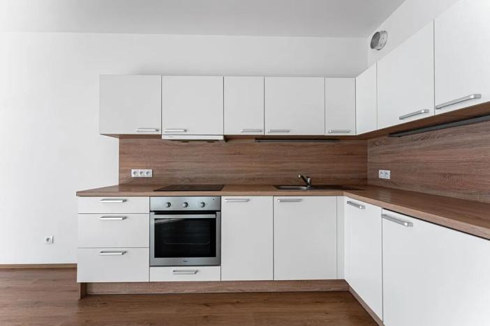 Prodej bytu 1+kk, Praha - Hostavice, U Hostavického potoka, 32 m2