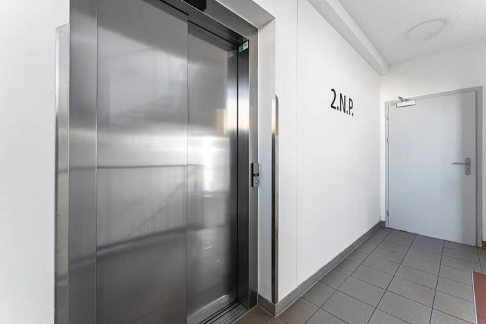 Prodej bytu 1+kk, Praha - Hostavice, U Hostavického potoka, 32 m2