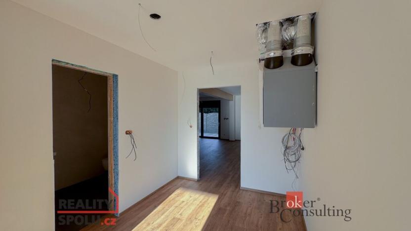Prodej rodinného domu, Praha - Pitkovice, K dálnici, 166 m2