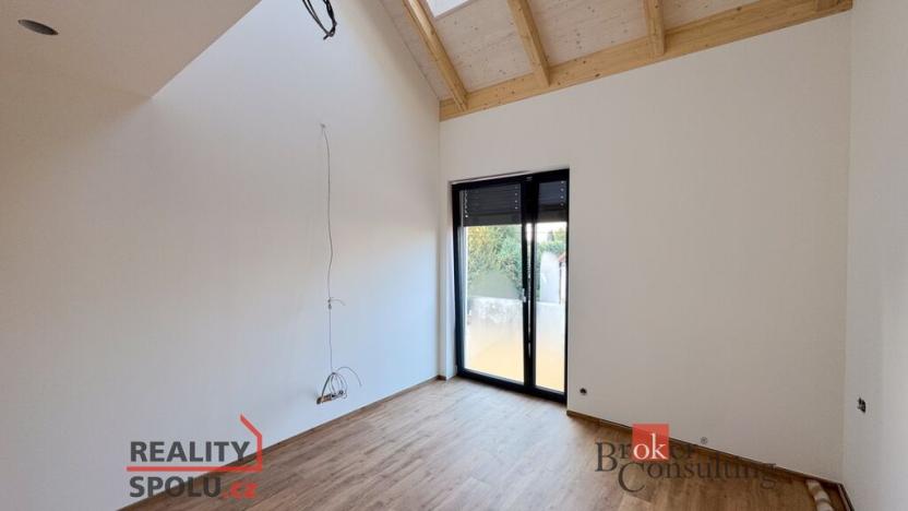 Prodej rodinného domu, Praha - Pitkovice, K dálnici, 166 m2