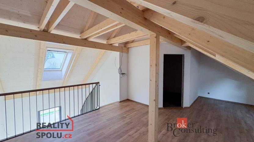 Prodej bytu 4+1, Praha - Pitkovice, K dálnici, 155 m2