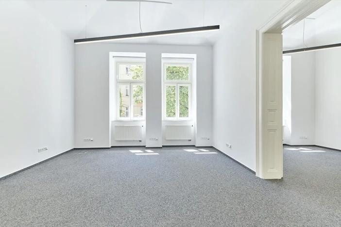 Pronájem kanceláře, Praha, 450 m2