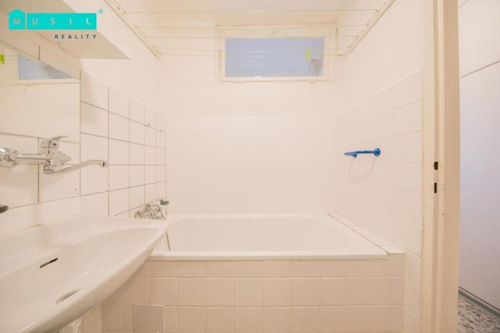 Pronájem bytu 2+1, Olomouc - Neředín, gen. Píky, 65 m2