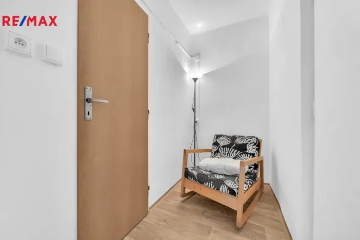 Prodej bytu 1+1, Broumov - Olivětín, Dukelská, 27 m2