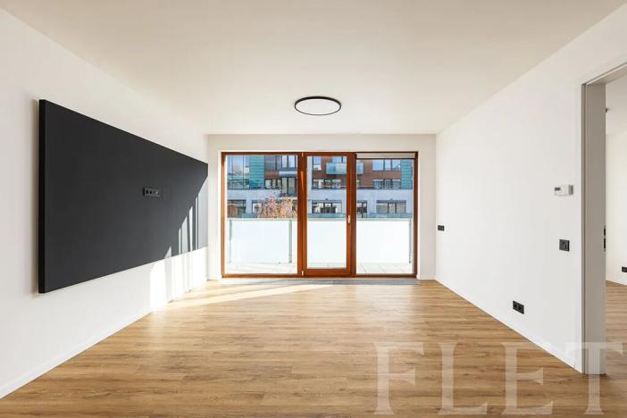Pronájem bytu 2+kk, Praha - Karlín, Rohanské nábřeží, 55 m2