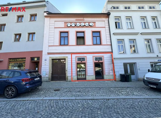Pronájem obchodního prostoru, Šternberk, Hlavní náměstí, 58 m2