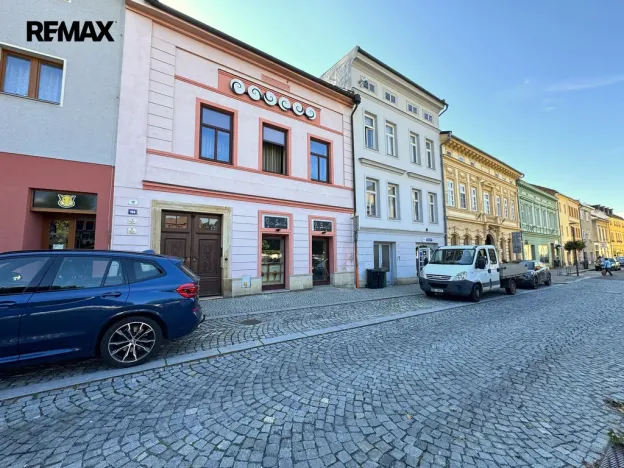 Pronájem obchodního prostoru, Šternberk, Hlavní náměstí, 58 m2