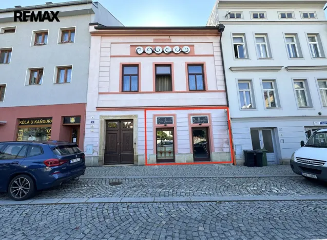 Pronájem obchodního prostoru, Šternberk, Hlavní náměstí, 58 m2