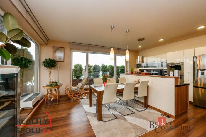 Prodej bytu 5+kk, Plzeň - Doubravka, Na Terasách, 118 m2