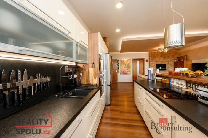 Prodej bytu 5+kk, Plzeň - Doubravka, Na Terasách, 118 m2