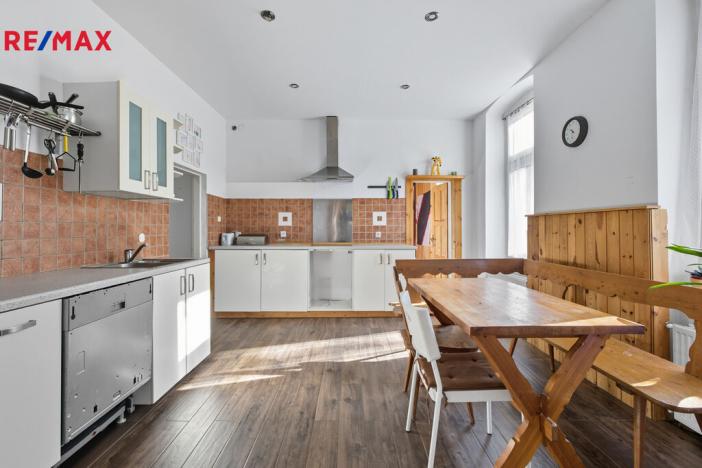 Prodej rodinného domu, Karlovy Vary, Pražská silnice, 450 m2