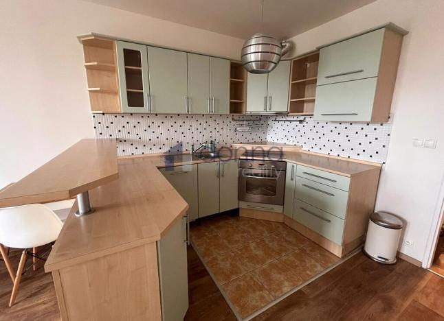 Pronájem bytu 2+kk, Praha, Bechlínská, 50 m2