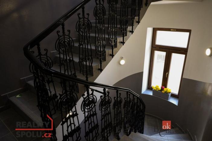 Pronájem pokoje, Hradec Králové - Pražské Předměstí, Habrmanova, 50 m2