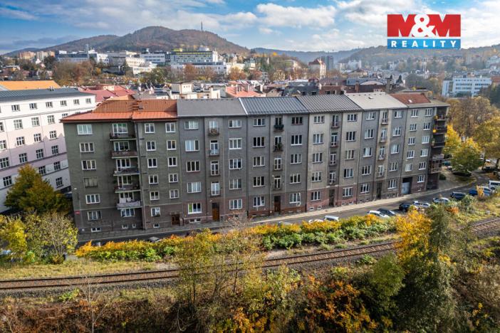 Pronájem bytu 1+1, Karlovy Vary, nábřeží Jana Palacha, 51 m2