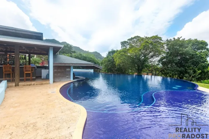 Prodej pozemku pro bydlení, Camp Bay,Honduras, 740 m2