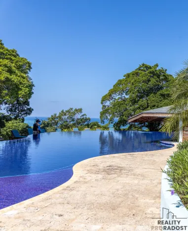 Prodej pozemku pro bydlení, Camp Bay,Honduras, 740 m2