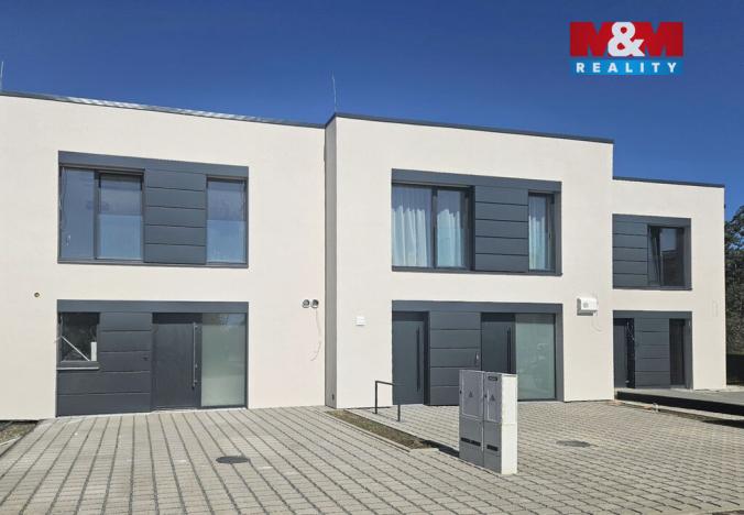 Prodej rodinného domu, Sezemice, 121 m2