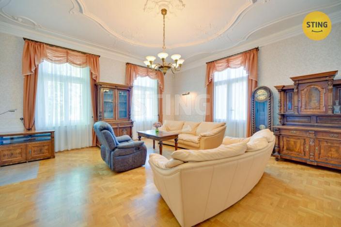 Prodej vily, Luže - Radim, 700 m2