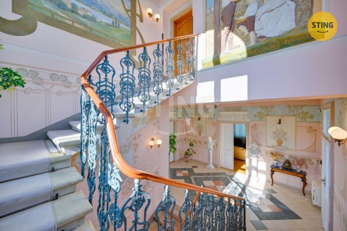 Prodej vily, Luže - Radim, 700 m2