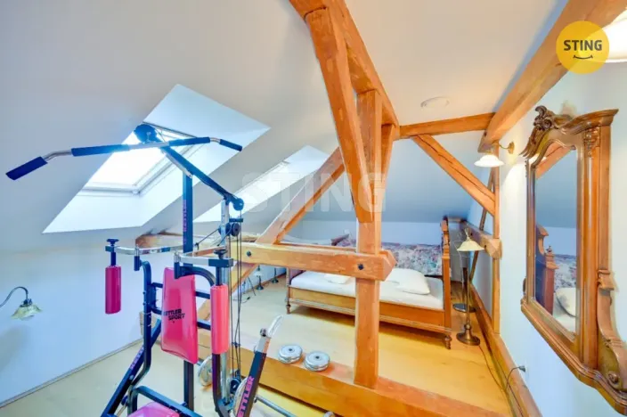 Prodej vily, Luže - Radim, 700 m2