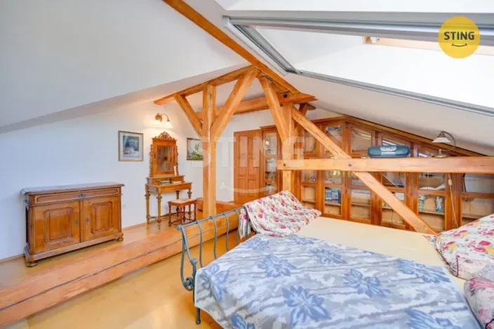 Prodej vily, Luže - Radim, 700 m2