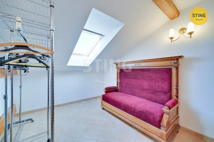 Prodej vily, Luže - Radim, 700 m2