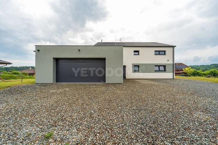 Prodej rodinného domu, Kornatice, 270 m2