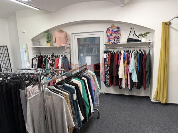 Pronájem obchodního prostoru, Hustopeče, Janáčkova, 29 m2