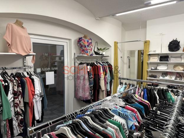 Pronájem obchodního prostoru, Hustopeče, Janáčkova, 29 m2