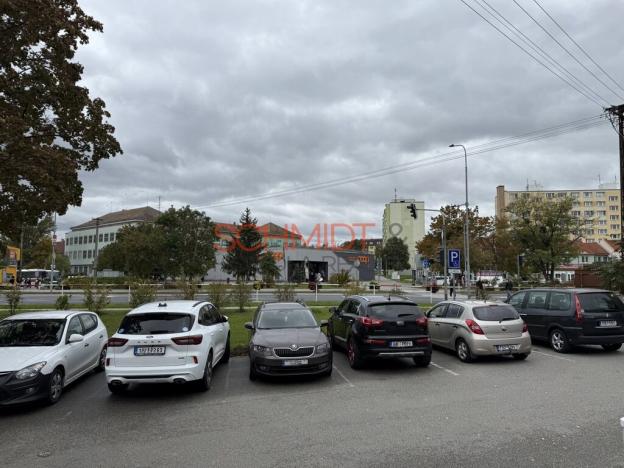 Pronájem obchodního prostoru, Hustopeče, Janáčkova, 29 m2