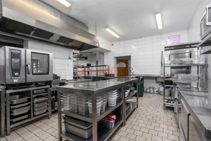 Pronájem restaurace, Břeclav - Poštorná, Celnice-středisko služeb, 270 m2