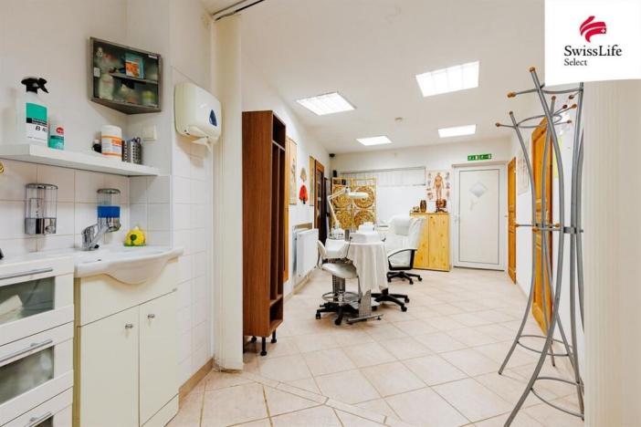 Prodej obchodního prostoru, Znojmo, Stanislavova, 200 m2