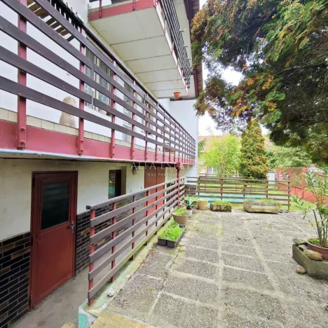 Prodej rodinného domu, Hostín u Vojkovic, 200 m2