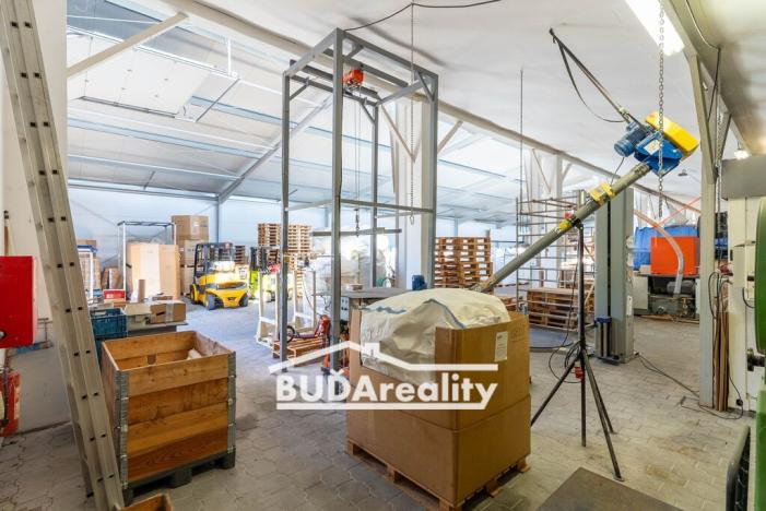 Prodej výrobních prostor, Hulín - Záhlinice, 1100 m2