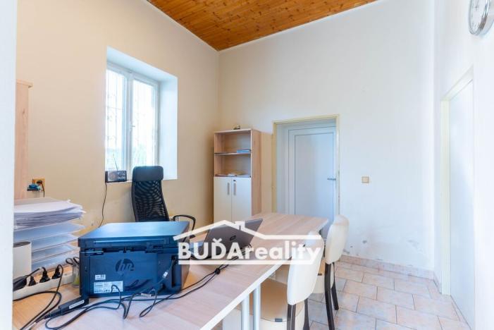 Prodej výrobních prostor, Hulín - Záhlinice, 1100 m2