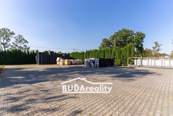 Prodej výrobních prostor, Hulín - Záhlinice, 1100 m2