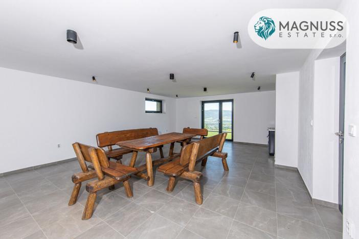 Prodej rodinného domu, Dolní Lomná, 259 m2