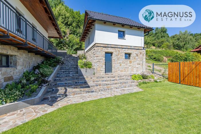 Prodej rodinného domu, Dolní Lomná, 259 m2