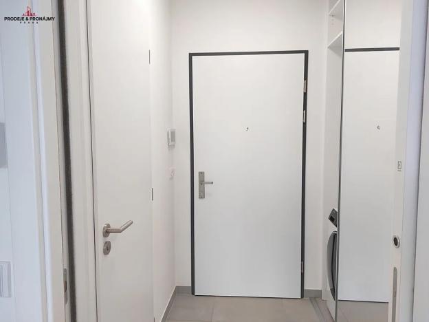 Prodej bytu 1+kk, Praha, Formanská, 33 m2